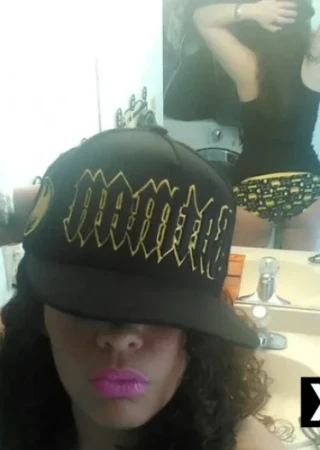 Winchester | Escort Kyri-23-279453-photo-2
