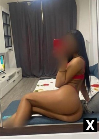 București | Escort BRUNETA FUND BOMBAT AZI AM AJUNS MILITARI RESIDENCE 0785149776-0-229992-photo-1