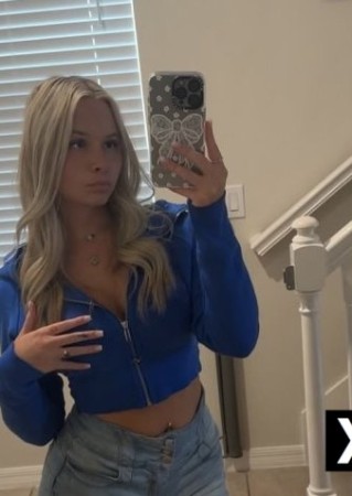 Elgin | Escort Hailey-23-286100-photo-3