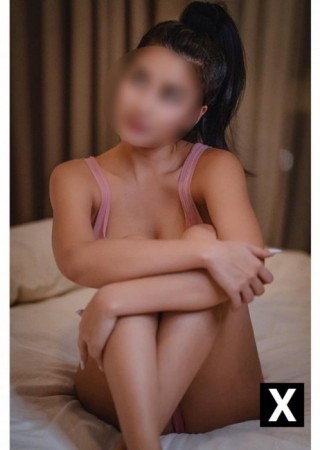 Martinez | Escort Tiffany Li-27-274969-photo-1