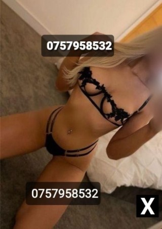 Oradea | Escort Blondă Slim Fac Si Deplasări!!!-0-228152-photo-1