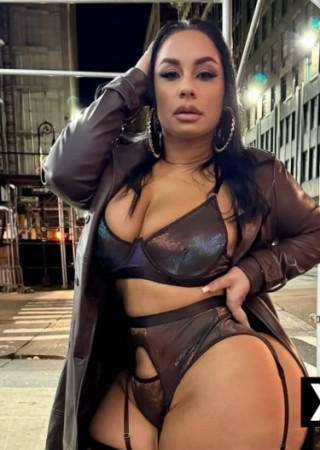 Lynchburg | Escort Dana-24-278704-photo-3