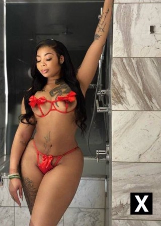 Grand Prairie | Escort Reyna-24-276857-photo-1