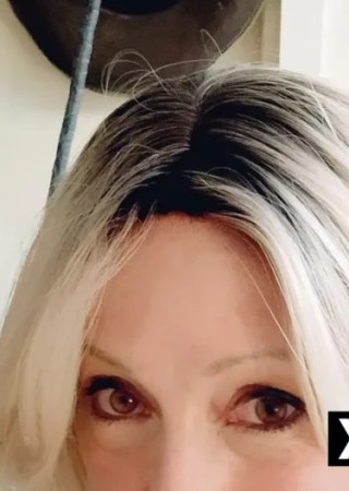 Centennial | Escort Sky Benez-39-286958-photo-1