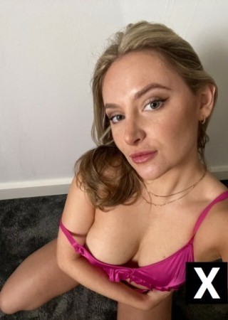 Bristol | Escort Lara-24-272562-photo-1