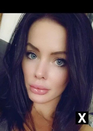 Clarion | Escort Allie-30-275878-photo-1