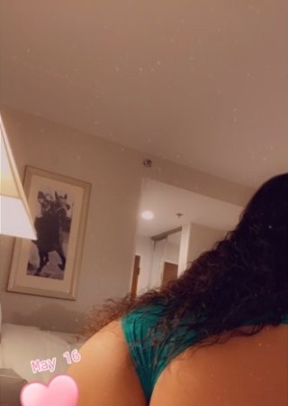 Davis | Escort Naomi-25-222535-photo-3