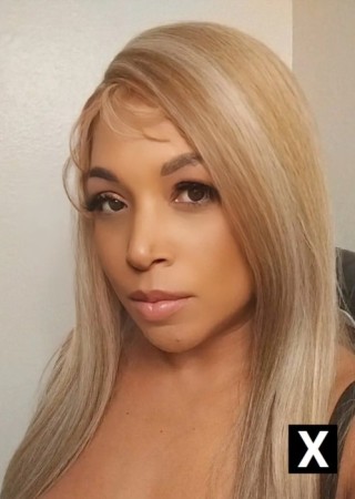 Greenacres | Escort VictoriaVixen-33-273331-photo-3