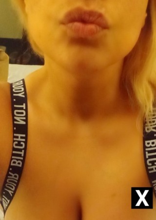 Indio | Escort Kat-33-266211-photo-2