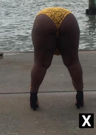 Orangeburg | Escort Courtney-28-236955-photo-5