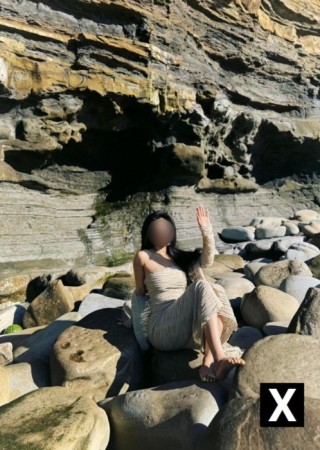 Martinez | Escort Tiffany Li-27-274969-photo-10