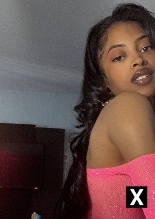 Palmdale | Escort Amber-23-275845-photo-2