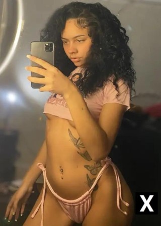 Massachusetts | Escort Britney-24-251365-photo-2