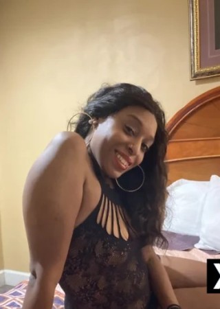 California | Escort Alesha-33-280954-photo-1