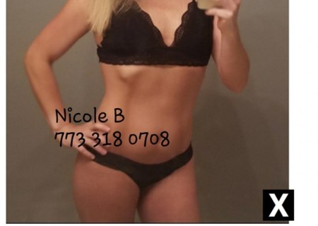 Chicago | Escort Blonde-25-139503-photo-3