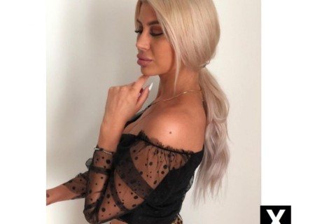 Ellesmere Port | Escort Blonde-22-186919-photo-4