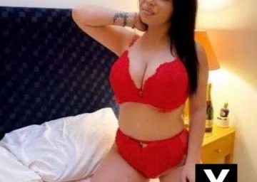 Craigavon | Escort Emily-27-187063-photo-1