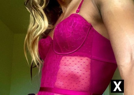 Ennis | Escort Suzy-28-272818-photo-1