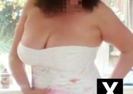 Bourne | Escort Gemma-56-264036-photo-1