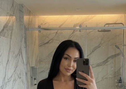 Buxton | Escort Karen-33-287883-photo-4