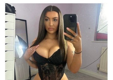 Chesterfield | Escort Raisa-28-286474-photo-1
