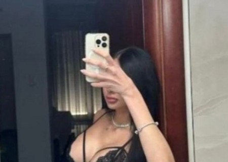 Farnborough | Escort LUNA-21-288640-photo-3
