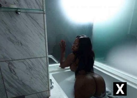 Niagara Falls | Escort Danielle Rae-27-275447-photo-2
