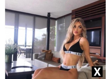 Harrogate | Escort Sarah-25-274854-photo-1