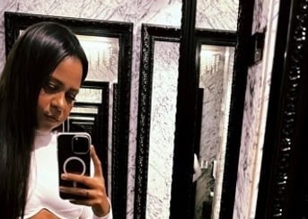 Buxton | Escort Bruna-23-287886-photo-2