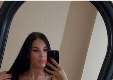 Buxton | Escort Karla-25-287884-photo-1