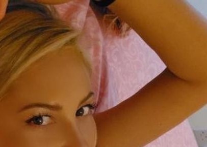 Leek | Escort NIKOLLE-28-287881-photo-1