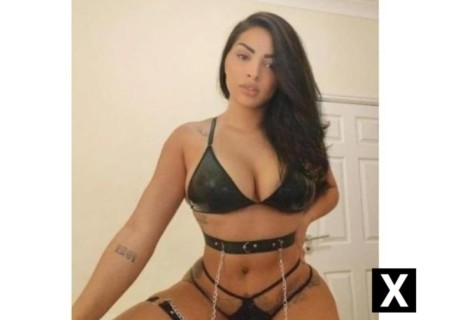 Newry | Escort Brunette-27-274848-photo-4