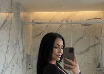 Buxton | Escort Karen-33-287883-photo-3