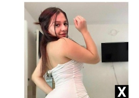 Dumbarton | Escort LEEA-24-264833-photo-1