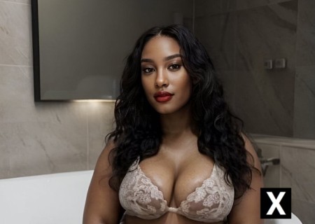 Beverly | Escort Tonee-24-276933-photo-2